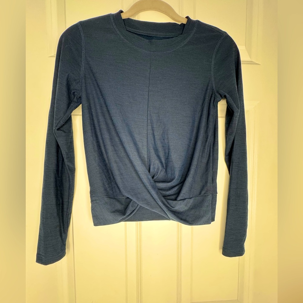 Old Navy Active Dark Blue Breath On Long Sleeve Shirt. XS
